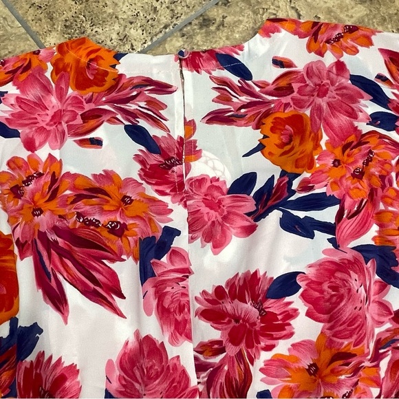 UMGEE PINK & ORANGE FLORAL ROMPER RUFFLE SHORT SLEEVE V-NECK DRAWSTRING WAIST - Picture 5 of 15